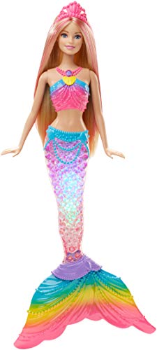 Barbie Dreamtopia con cola de sirena arco iris