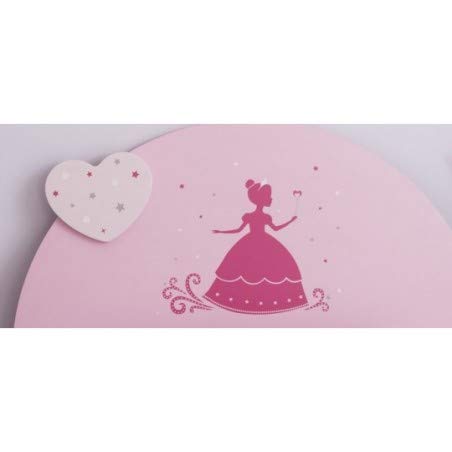Cama rosa para chica con adorable decoración de princesa
