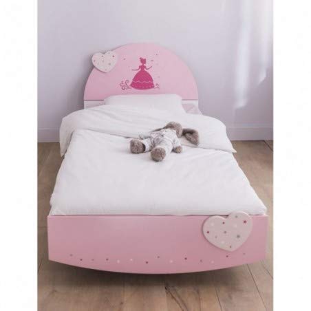 Cama rosa para chica con decoración de princesa