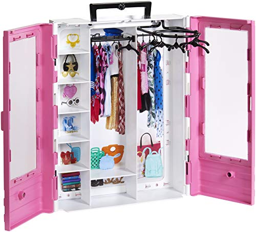 El vestuario portátil de ensueño de la muñeca Barbie con dos armarios.