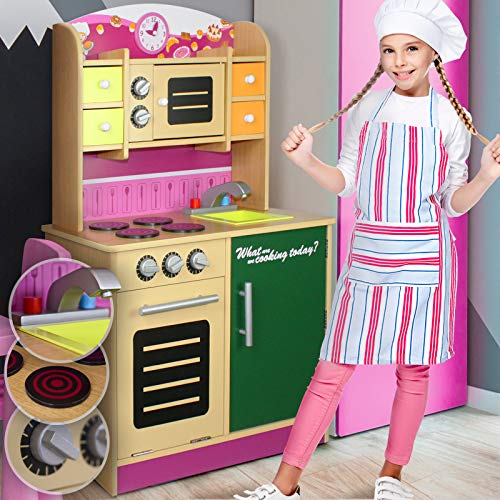 La cocina de la chica rosa y multicolor