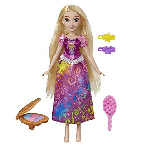 La princesa Rapunzel Disney del mismo tamaño que la muñeca Barbie