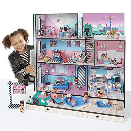Una casa sorpresa súper grande para las muñecas LOL con piscina y ascensor