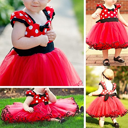 El vestido de bebé de Minnie para una ocasión especial.